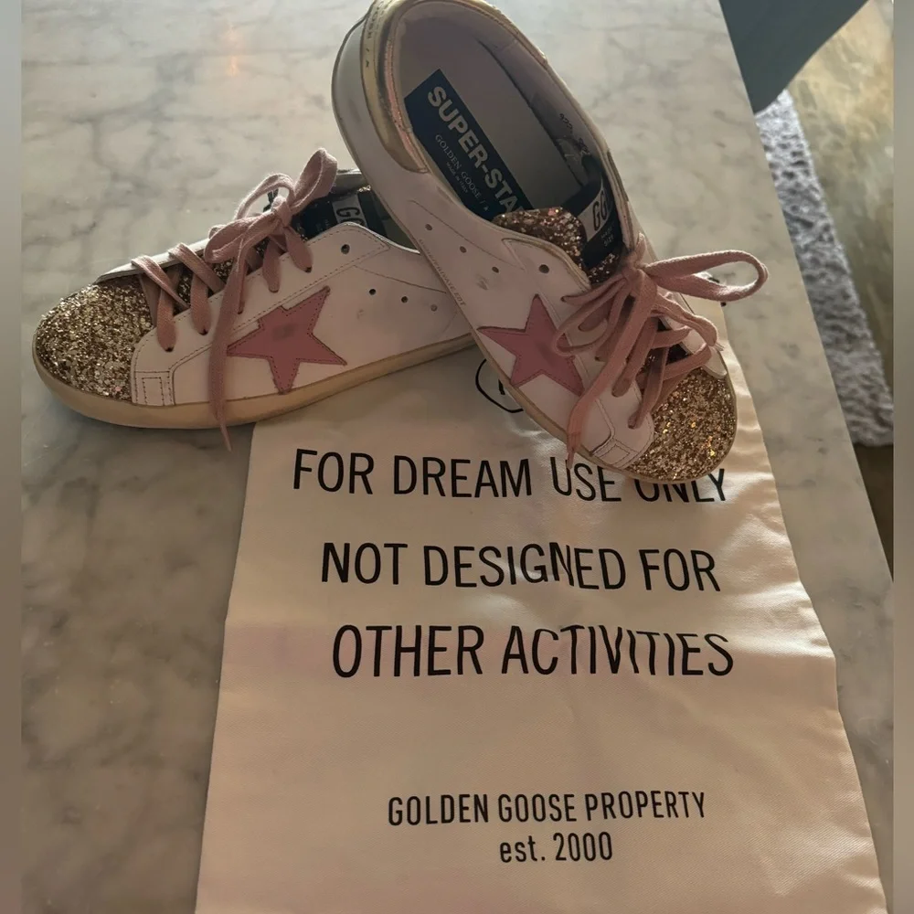 ✨NEW✨ RARE - Golden Goose x Revolve Collector Super Star Sneaker Sz 40 - Picture 2 of 11
